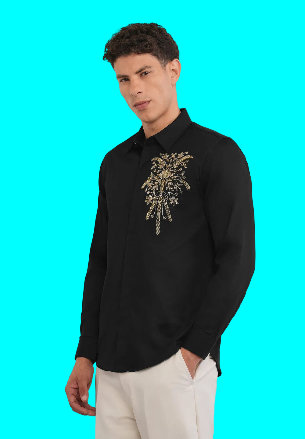 BLACK SHIRT WITH LOGO